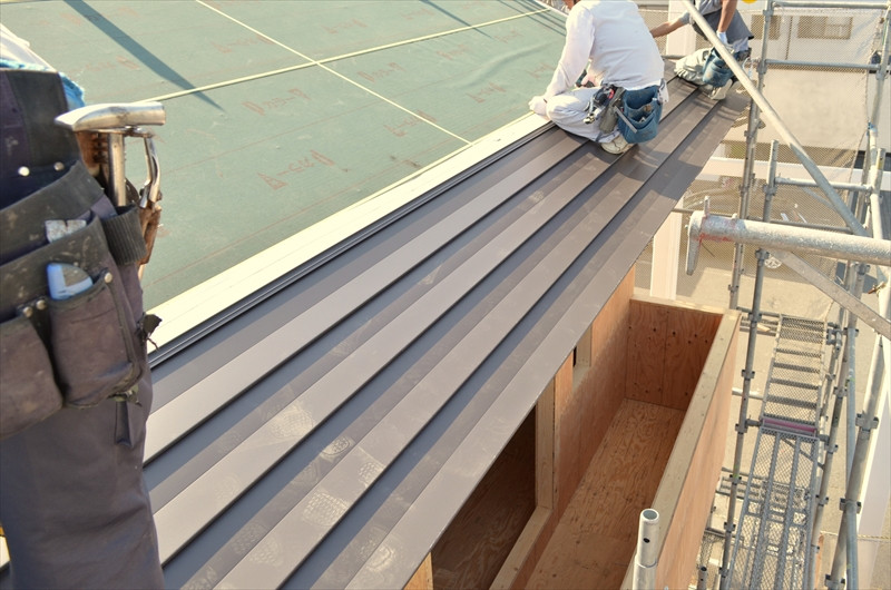 大阪の屋根工事業者では様々な屋根のメンテナンスを行います